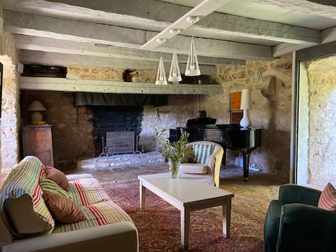 Bergerie du Causse and renovated annex with piano