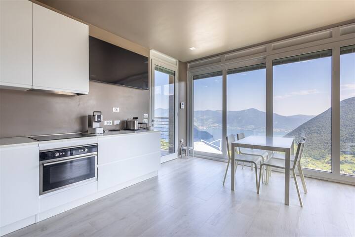 IseoLakeRental – Casa Divina gallery image 2