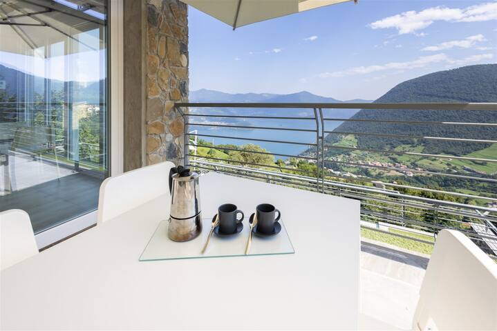 IseoLakeRental – Casa Divina gallery image 4