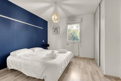 Paradise Corner - Parking - Air conditioning