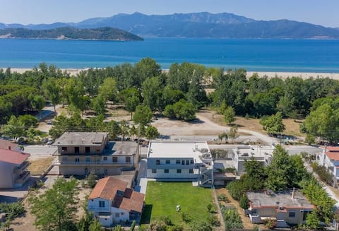 Sandy Beach Front Studio