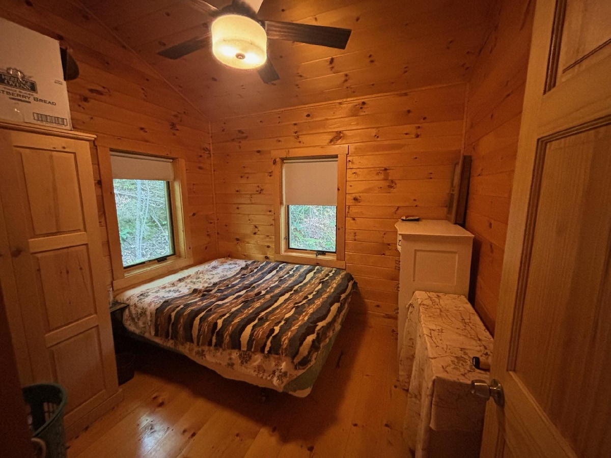 Druga manja spavaća soba na glavnom katu