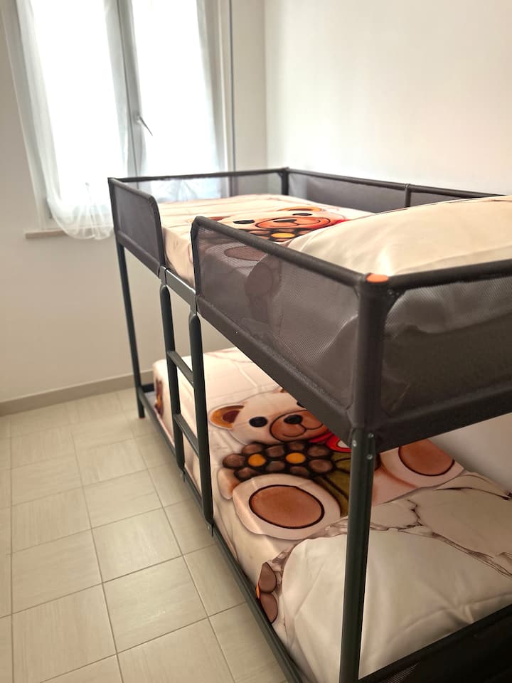 غرفة النوم 2