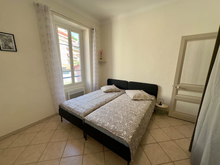 غرفة النوم 2