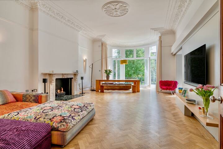 Luxury | Spacious| Belsize Park Apartment gallery image 4