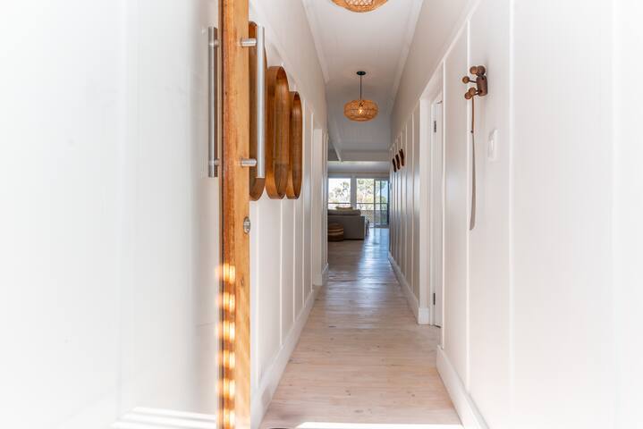 Peaceful Green Oasis with Sea View gallery image 5