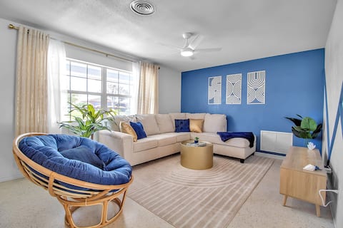 Successful Airbnb property: 5 Min to Madeira Beach | Mini Golf + Patio in Seminole
