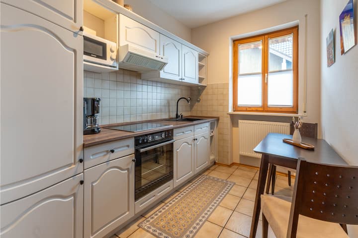 Spacious Apartment With Balcony 16 Min. To Munich - Grafing