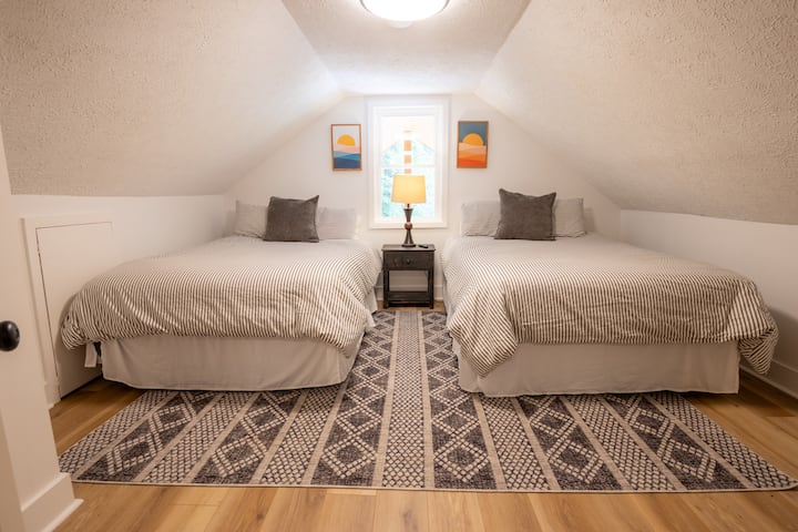 מיטה זוגית קווין סייז למעלה 