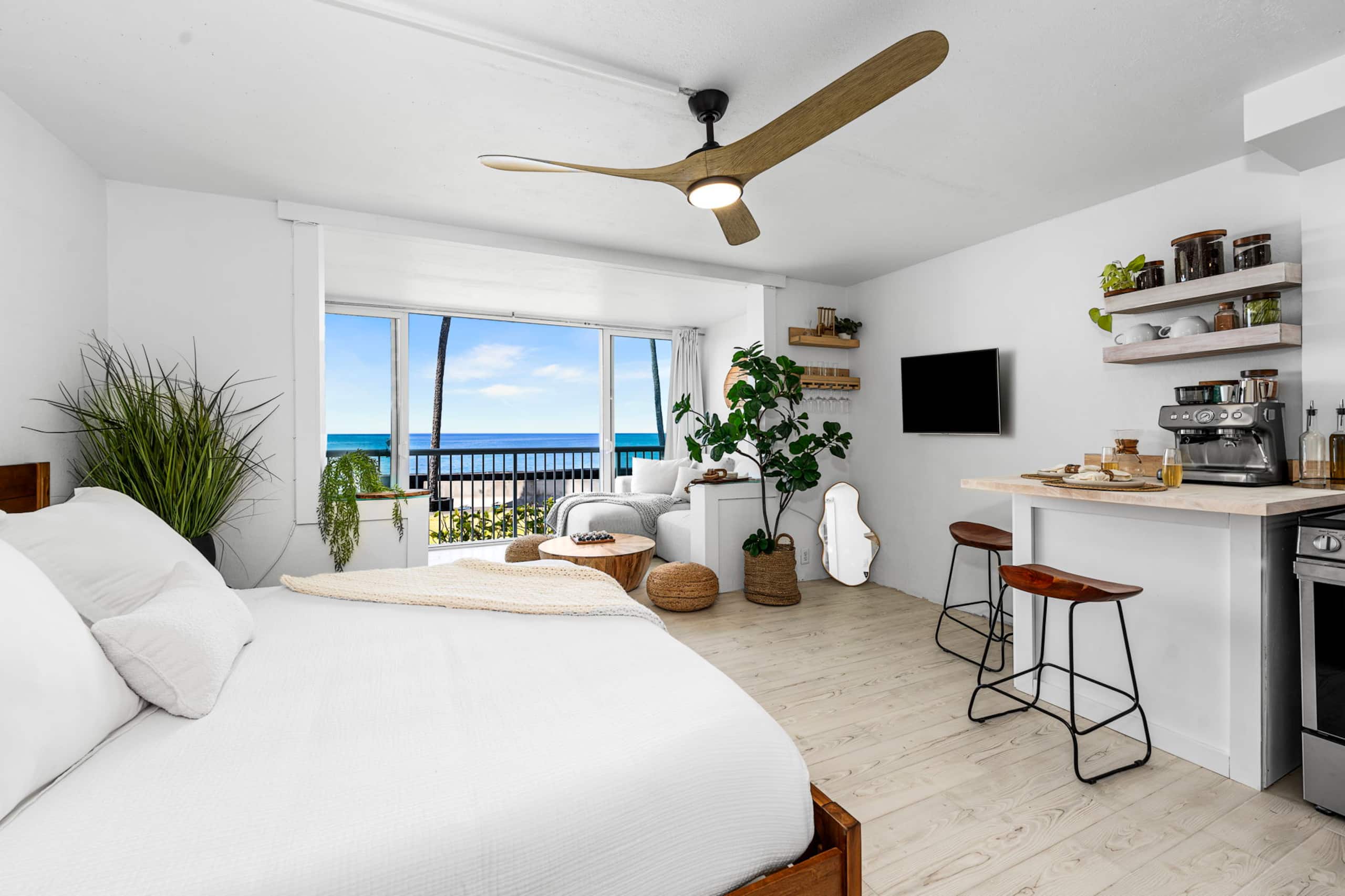 Condo in Kailua-Kona · ★4.95 · 1 bedroom · 1 bed · 1 bath - Image 33