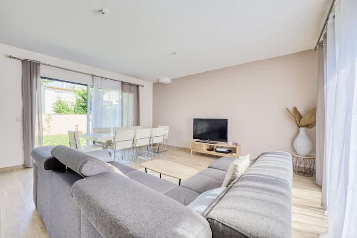 მისაღები სივრცე