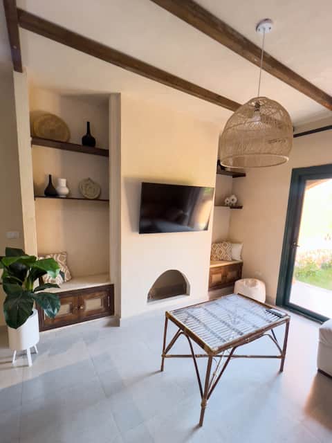Casa Nomad - Boho Ground Chalet, The Hacienda