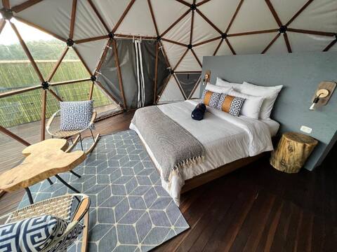 Dome with Jacuzzi, without catamaran net