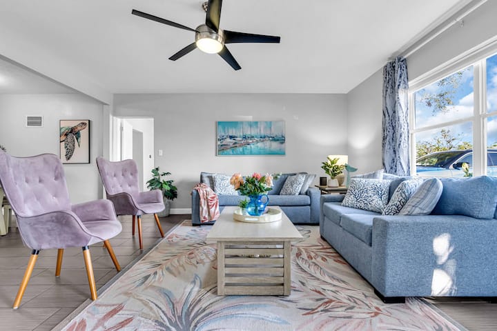 Resort-styleoasis•heatedpool•sleeps13•nearami&img - Anna Maria Island, FL