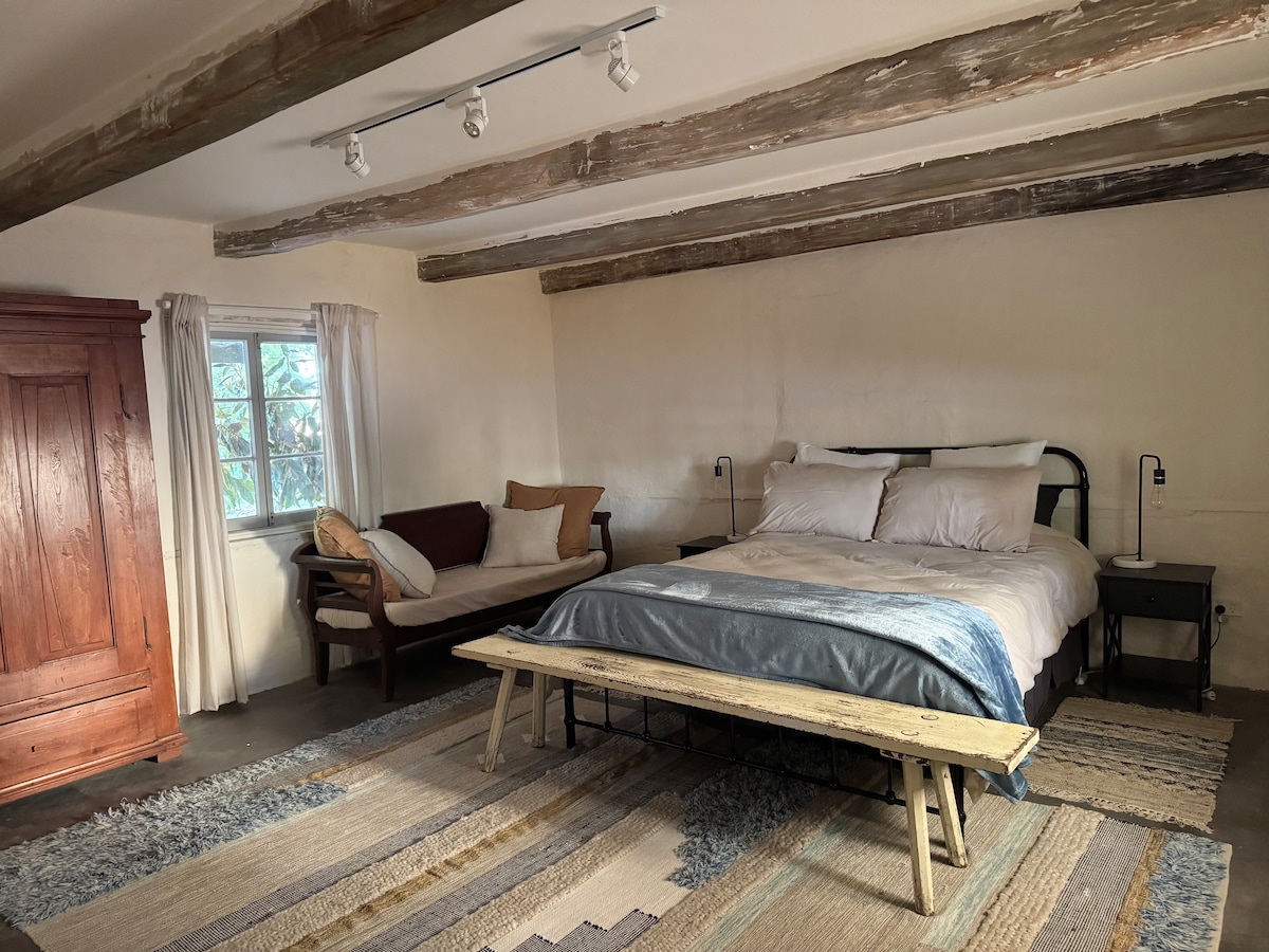 Alberts Cottage