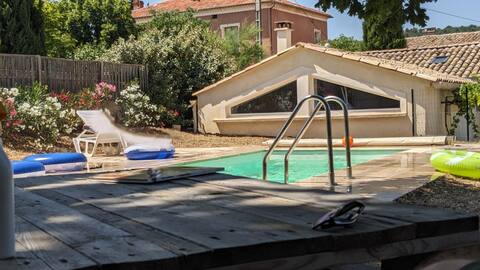 Villa with pool in the heart of Drôme Provençale
