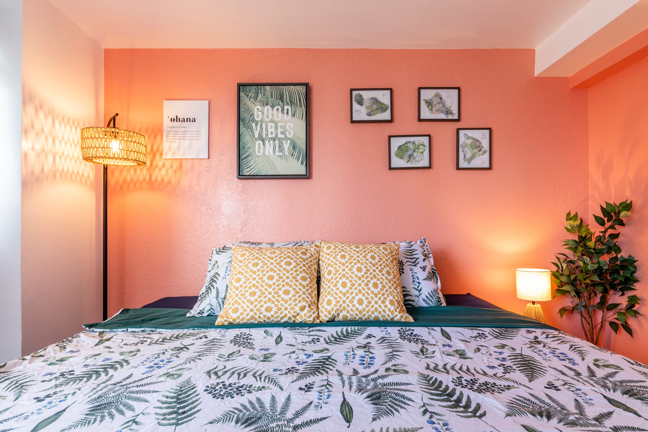 Condo in Honolulu · ★4.65 · Studio · 1 bed · 1 bath - Image 24