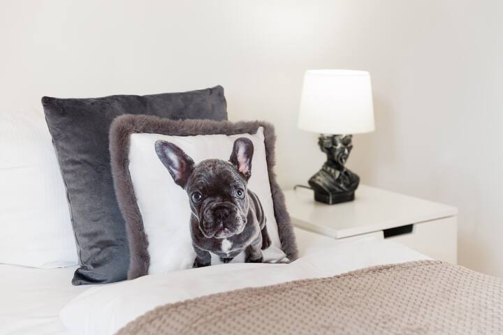 3 Rooms Apt. City Center Fischerinsel Mitte 6 Pers gallery image 4