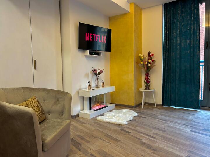 Suite Deluxe - Jacuzzi - *Private Parking* - Turin