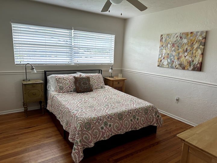 غرفة النوم 2