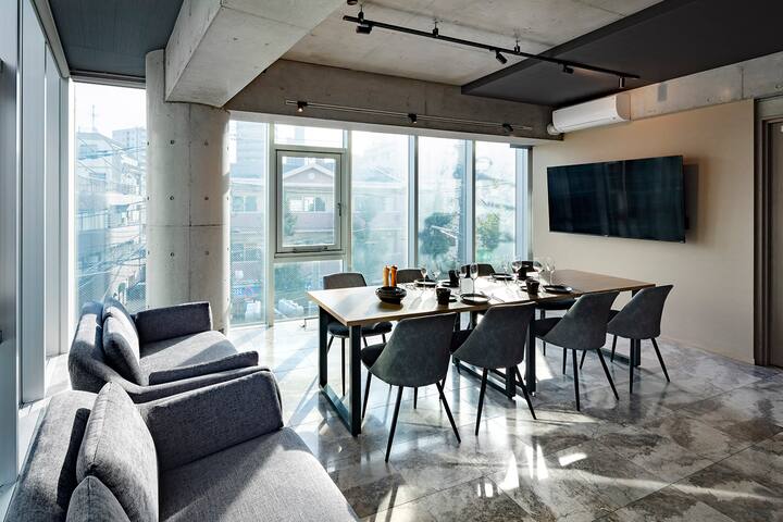 渋谷から車で5分/サウナ・壺風呂・屋上BBQグリル・カラオケ有/Wi-Fi/連泊割/羽田から25分 gallery image 5