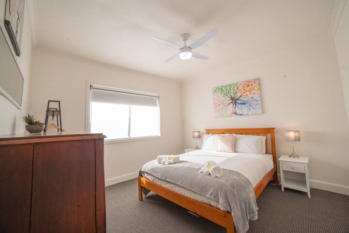 Cliffords Cottage Spacious 3br | Free Parking - Bendigo