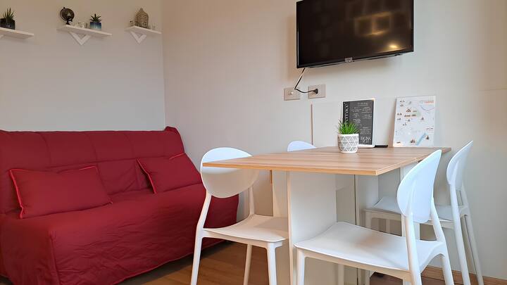 Dnevni boravak sa sofom na razvlačenje 
