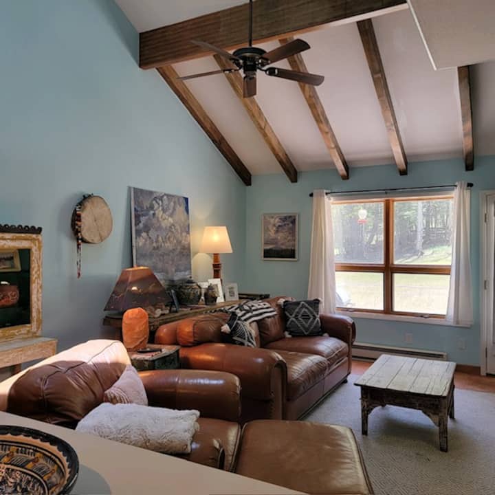 Cozycondo W/deck&peaceful Wood Views 1mi To Square - Cloudcroft, NM