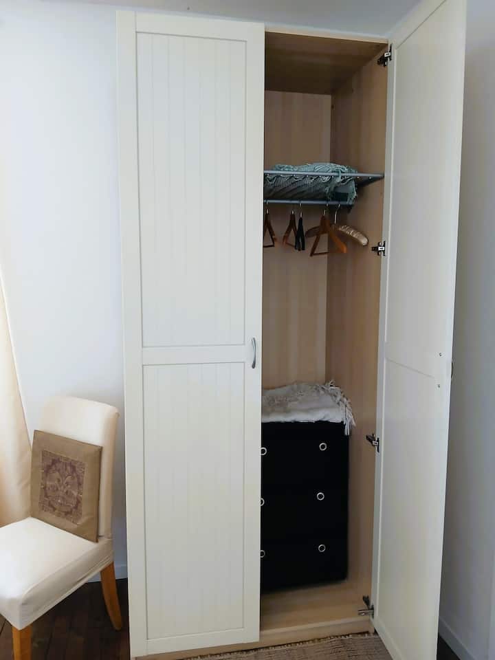 Spacious Quiet Room In Town Centre - Parthenay