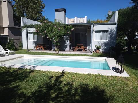 Duplex,Barrio Privado. Los troncos