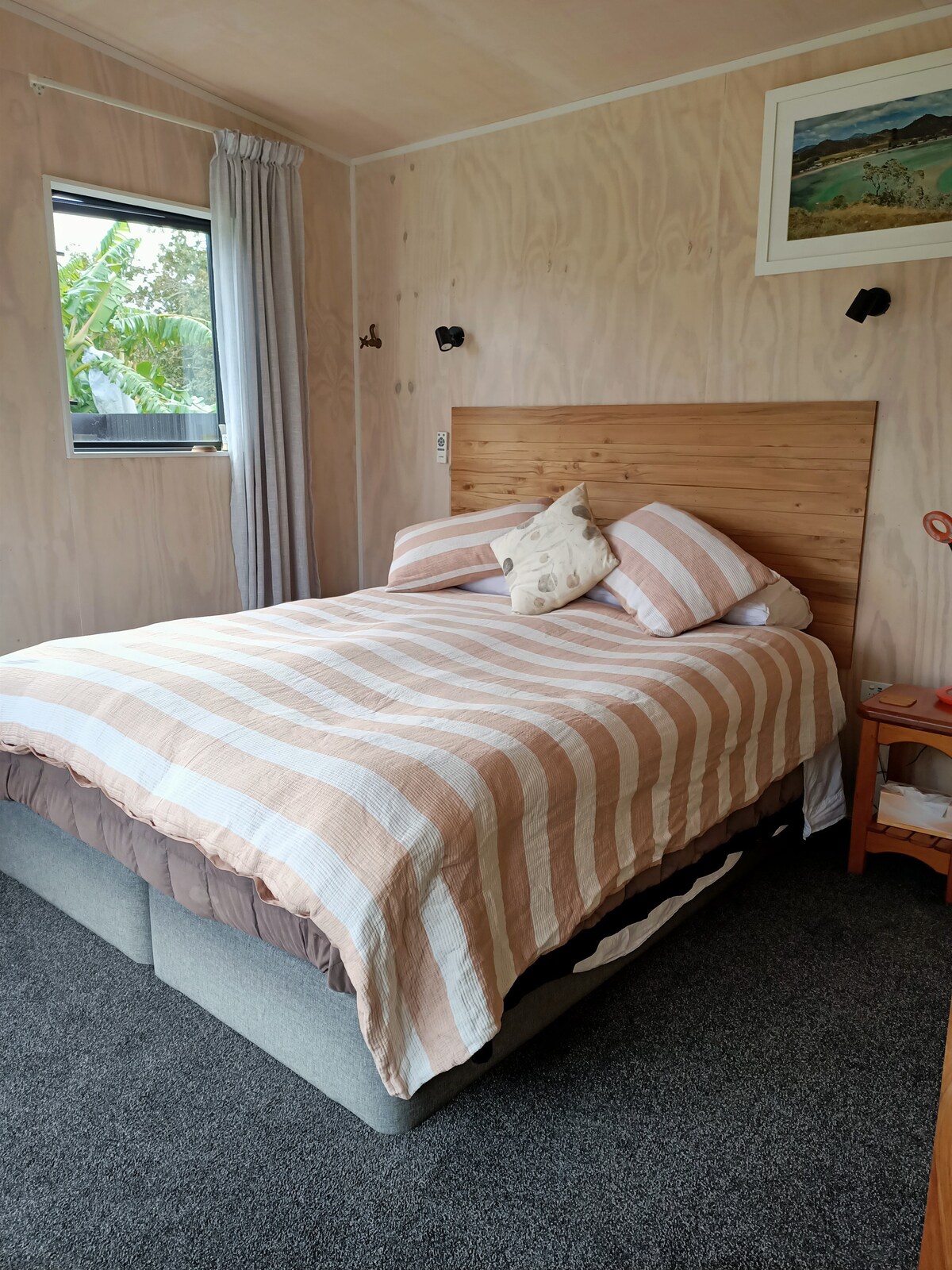 საძინებელი 1