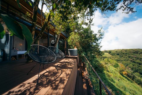Black Glass Haus Sunset, Hot-Tub