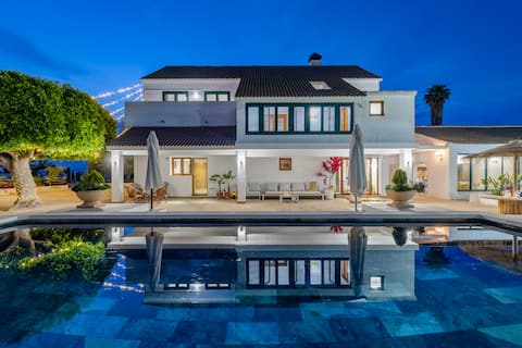 Moon Villa (Climatized Ppool-BBQ-Wifi-Parking)
