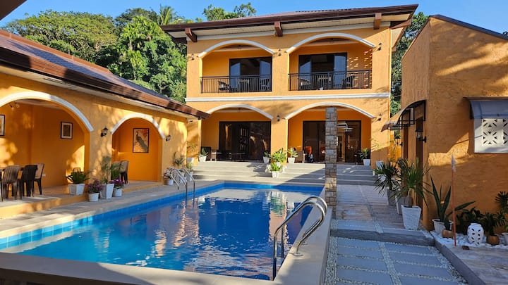 Villa Naranja (Biondo) Pagudpud - Filipijnen