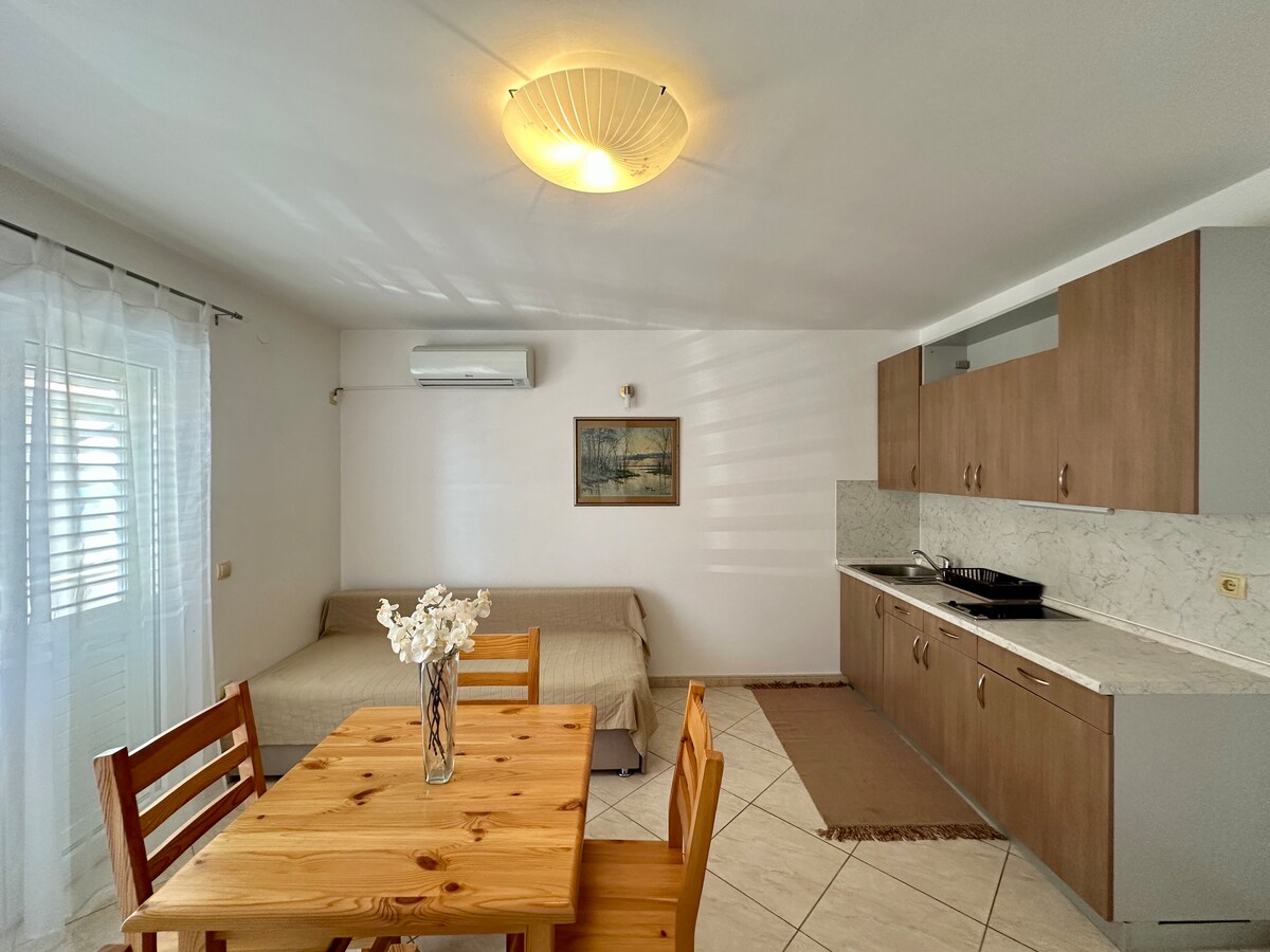 Apartman Velvet Vista 3