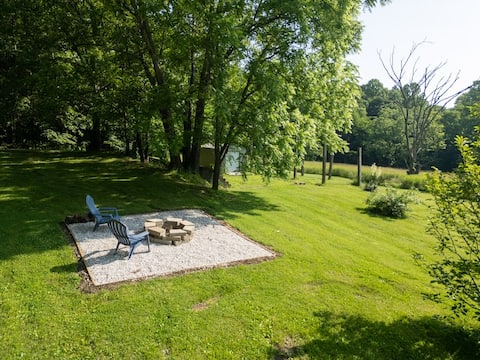 Private forest home close to everything