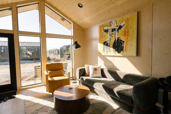 Yellowstone Peaks Hotel•sauna•hot Tub•fishing Pond - Island Park, ID