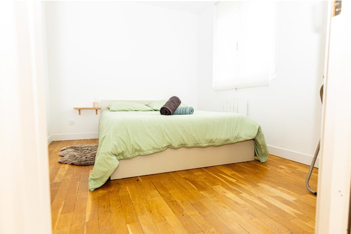 Საძინებელი 4 - ორადგილიანი საწოლი 140x190