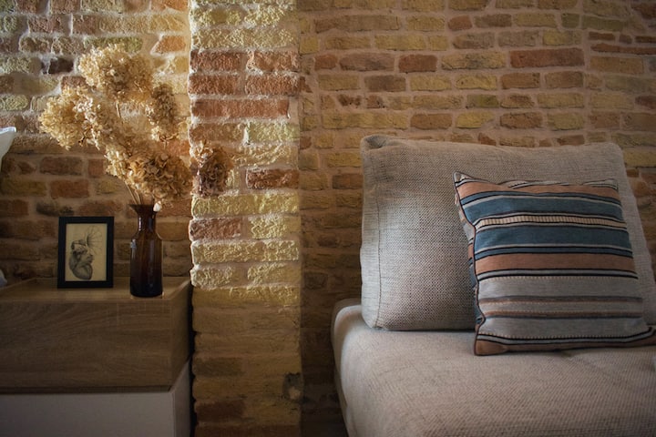 Noua Living Luxury Studio Apartment Suite #3 - Ravenna