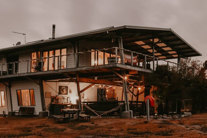 The Ship – Bay of Fires. Friends and family option gallery image 2