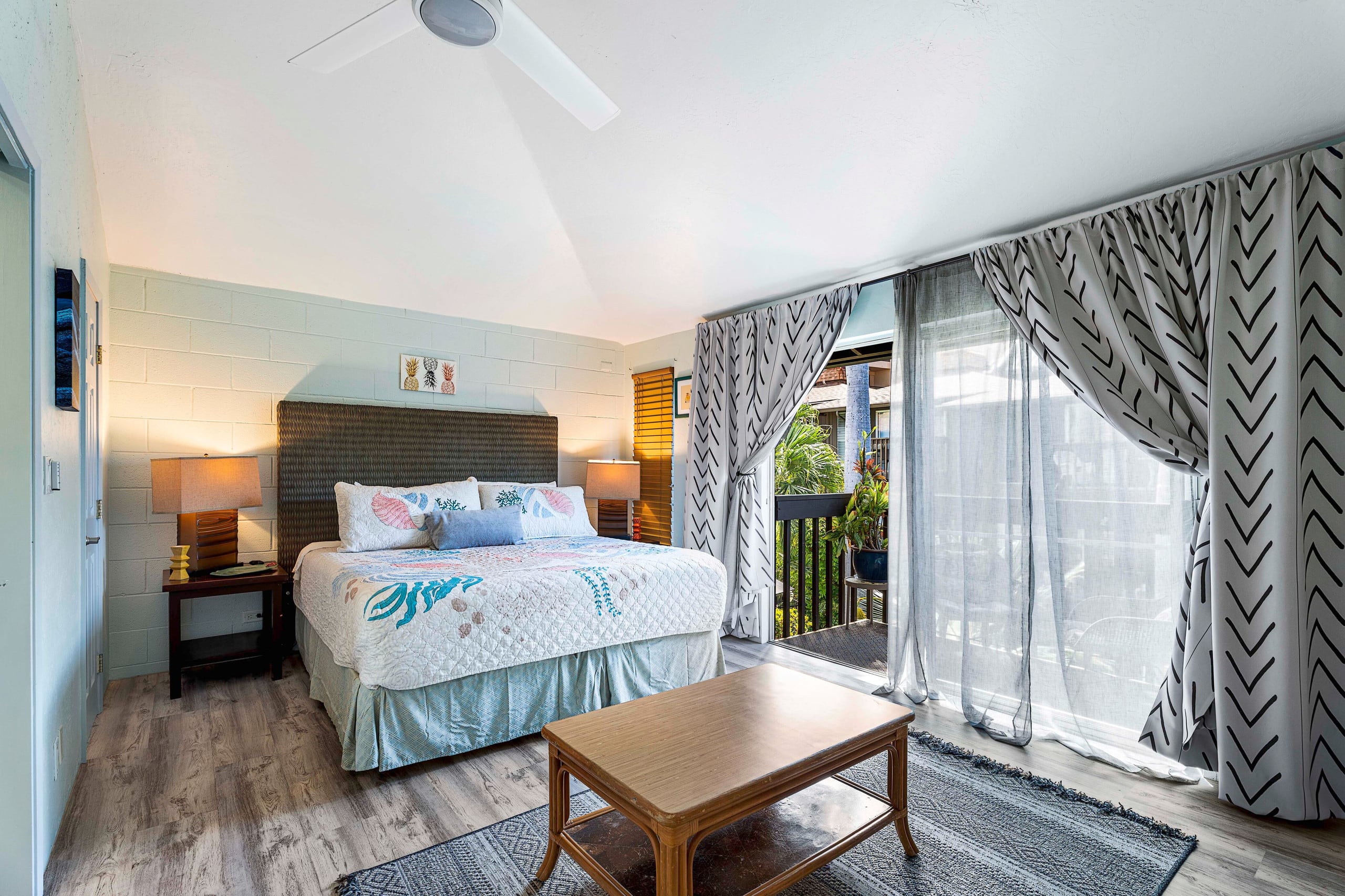 Townhouse in Kailua-Kona · ★4.93 · 1 bedroom · 2 beds · 1.5 baths - Image 25