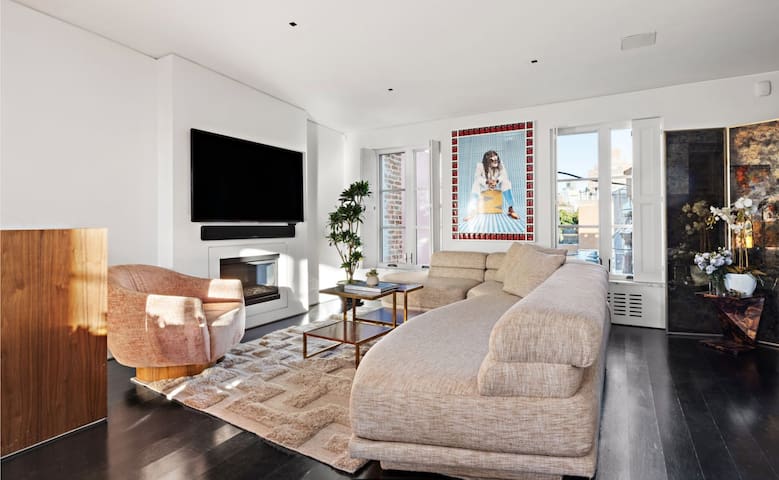 West Village 2 Bed & Private Roof