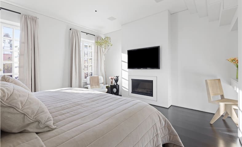 West Village 2 Bed & Private Roof gallery image 4