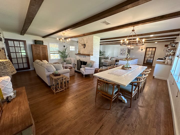 Calico Cottage - Room For Families And Big Groups! - Calico Rock, AR