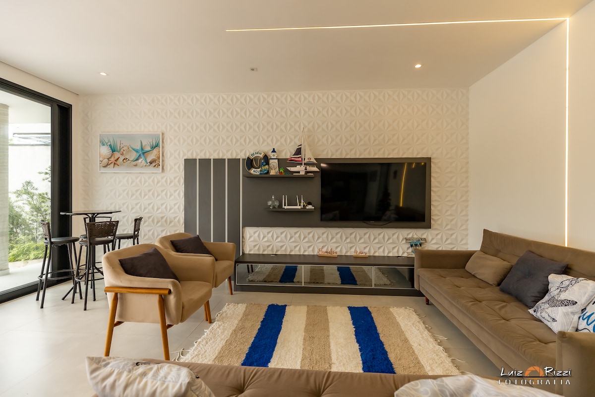 Airbnb em destaque: Praia da Lagoinha, Frente Mar, 6 bedrooms em Ubatuba