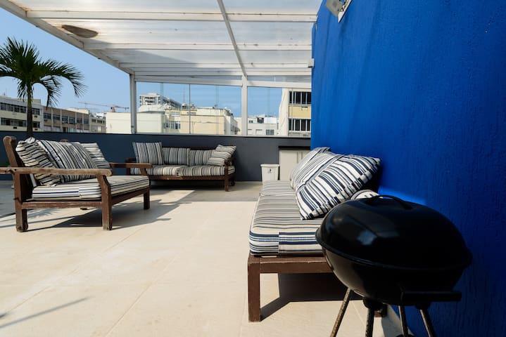 4 bedroom, 5 bathroom Penthouse, large terrace gallery image 3