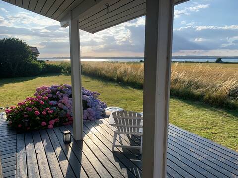 Holiday house with sea view