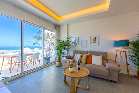 Penthouse Terrace  with 180º view, Jacuzzi Parking