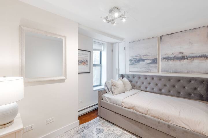 2bedroom in Hell’s Kitchen gallery image 5