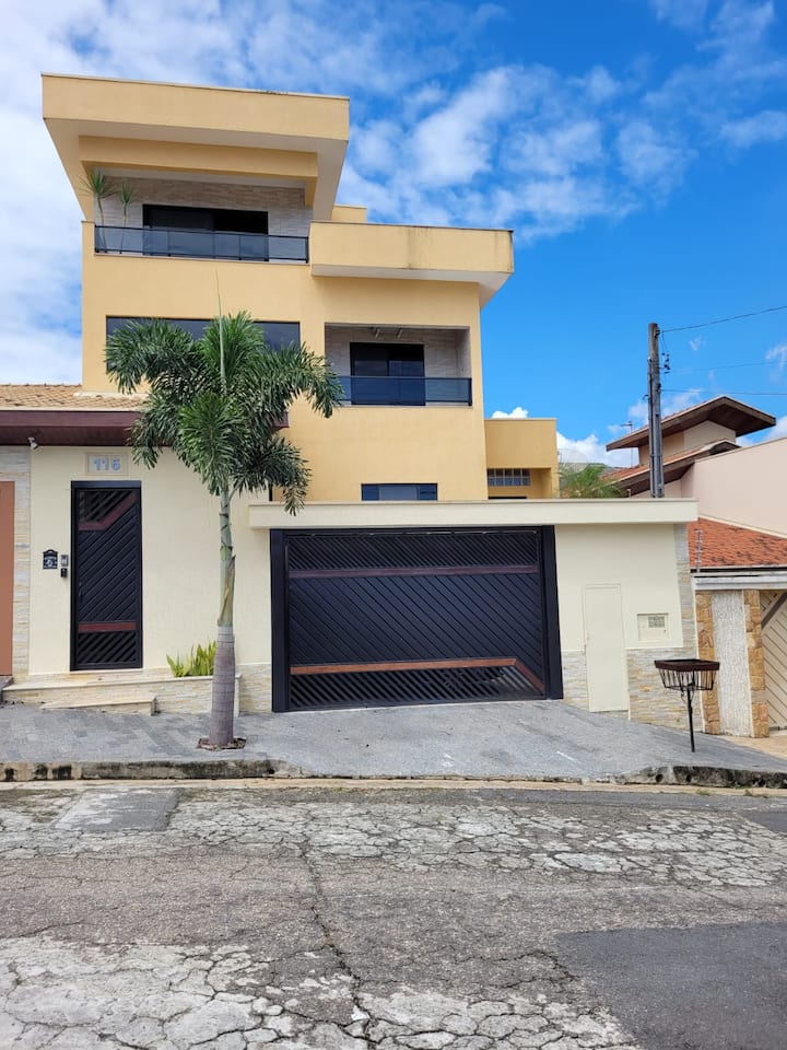 Sobrado C/ac Em 2q E Vta P/serra, Nocampos Elíseos - Taubaté